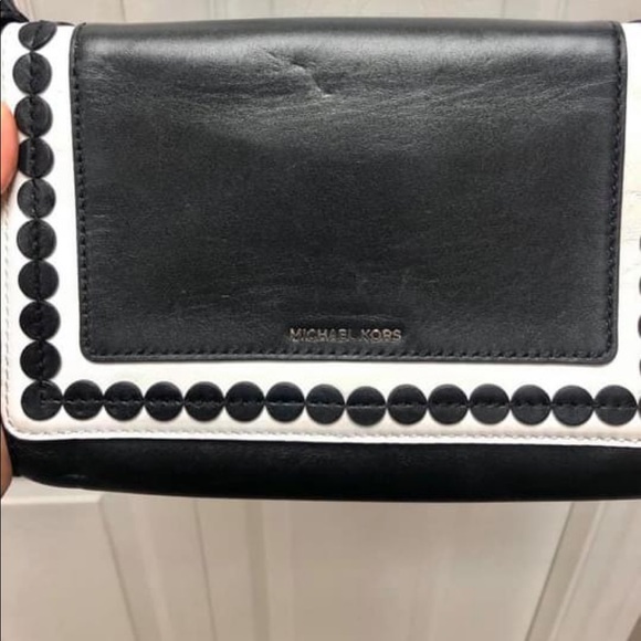 Crossbody - Picture 1 of 6